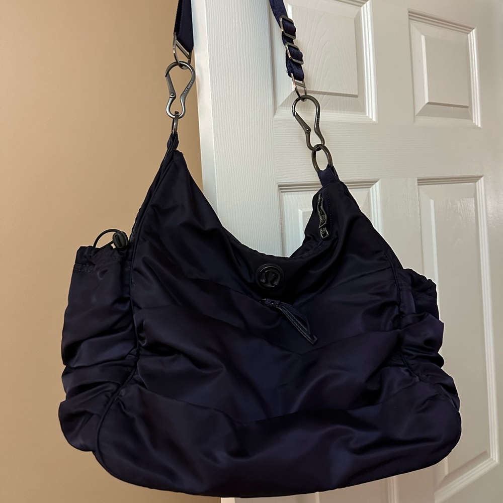 Lululemon Gym Bag Tote (Deep Purple)